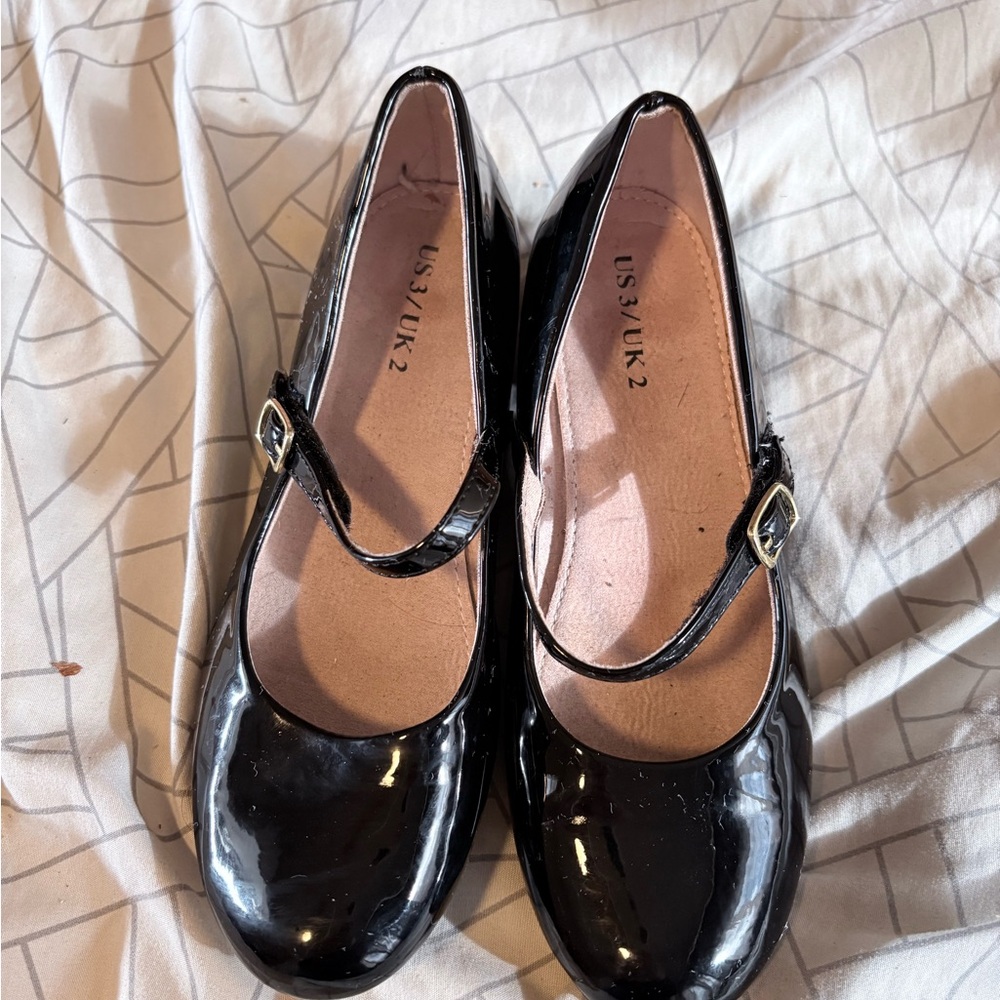 Black Patent Leather Kids Shoes